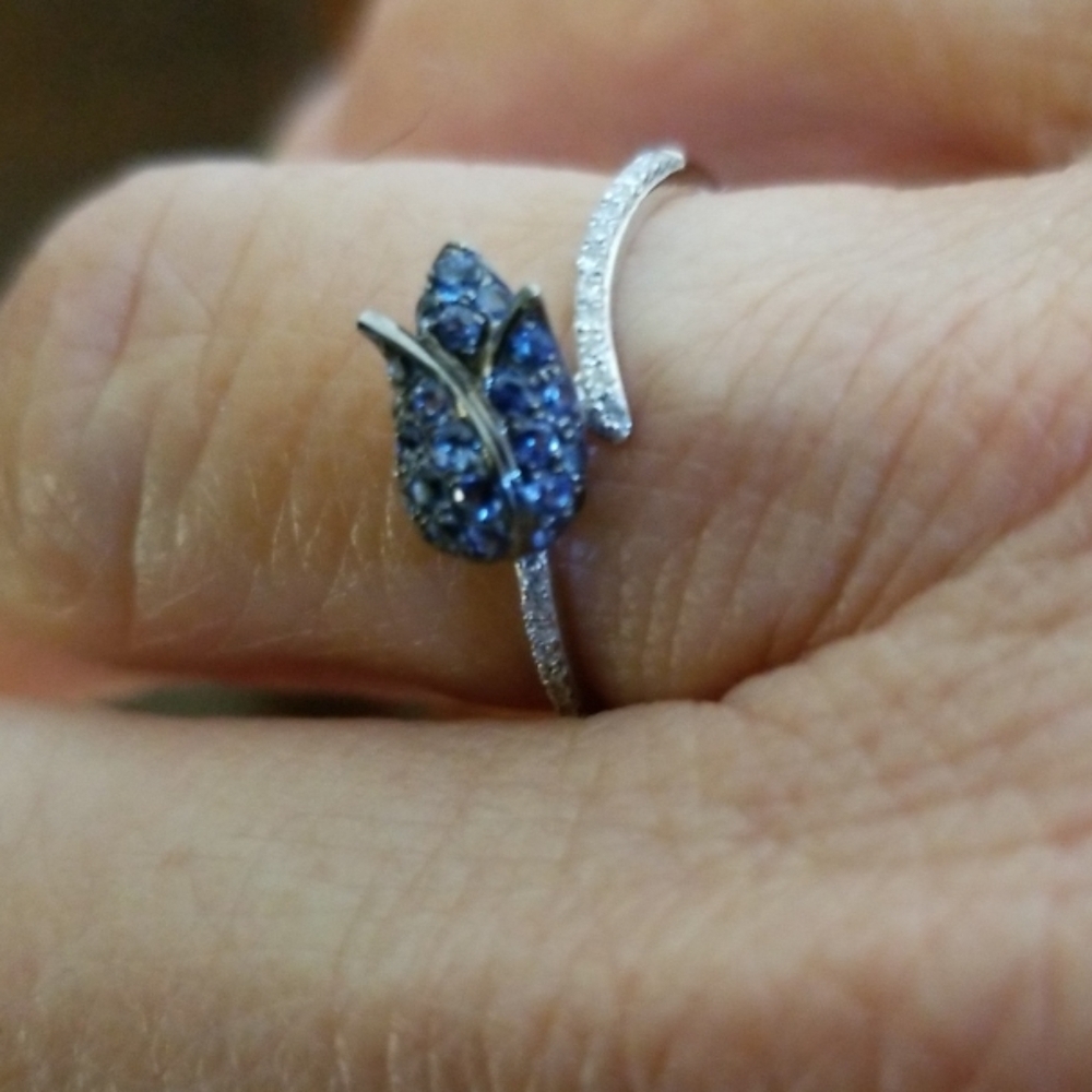 Rosebud Diamond Ring size 6 Rose Flower